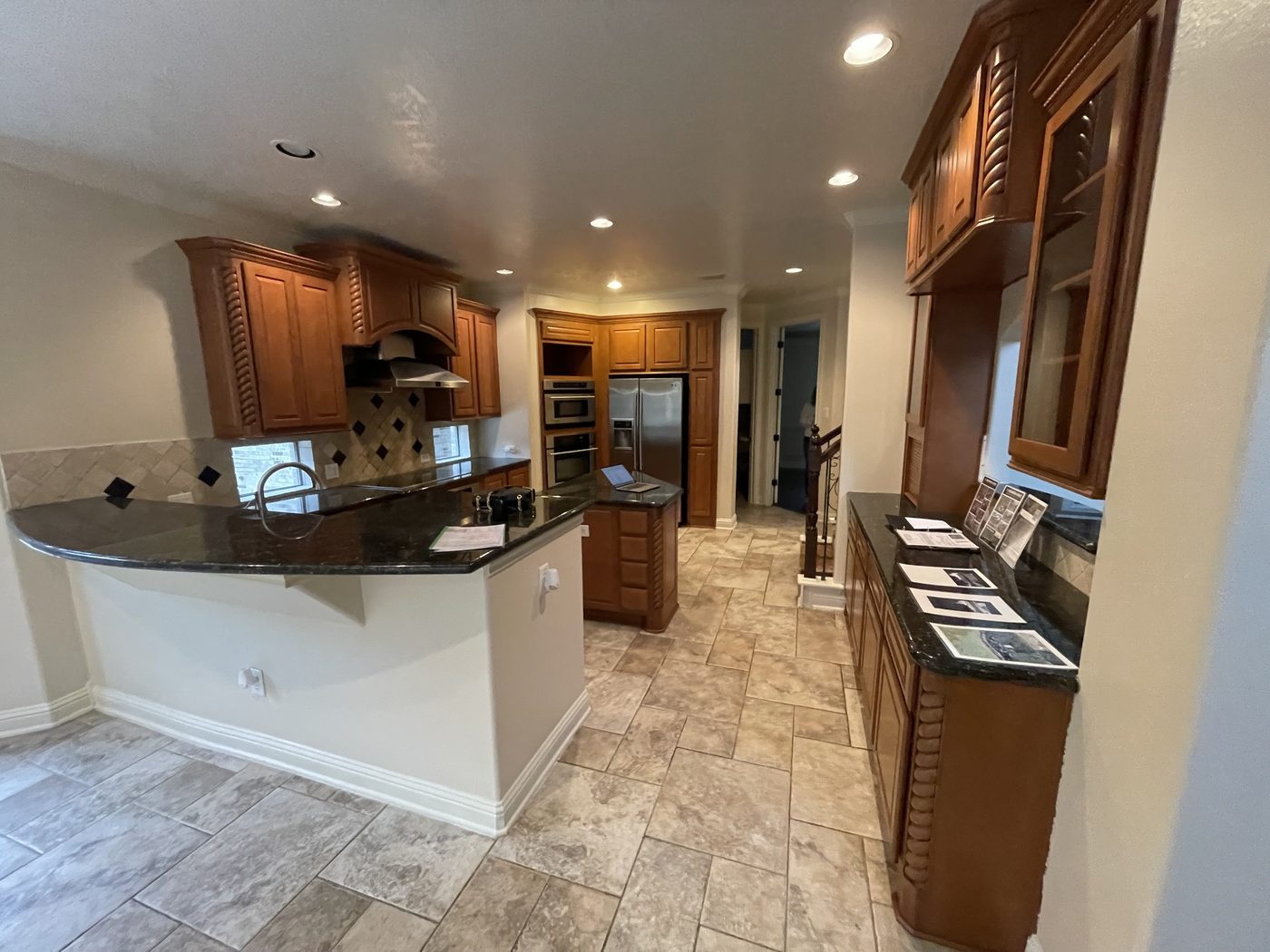Veilwood kitchen before renovation