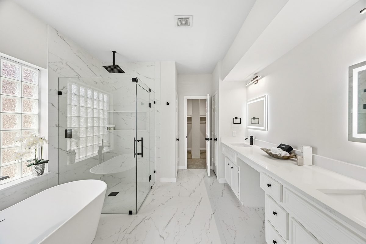 Ashvale — renovated bathroom, photo 4