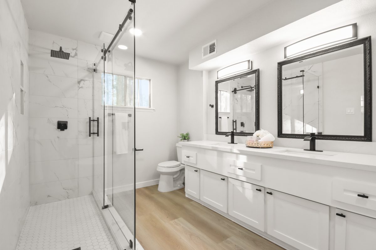 Darby — renovated living space, photo 3
